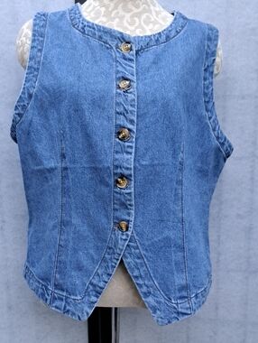 Velvet Heart Blue Denim Button-Front Sleeveless Shirt